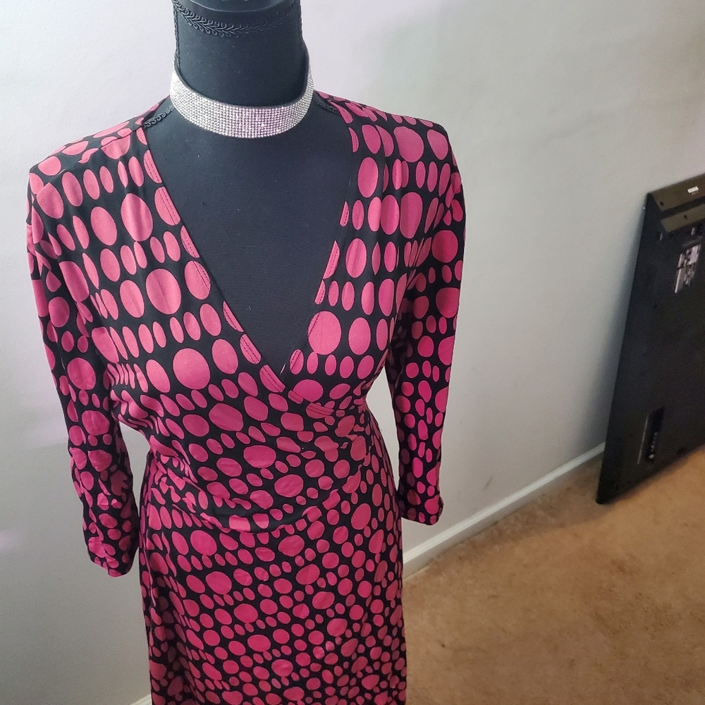 Dress - Picture 2 of 4